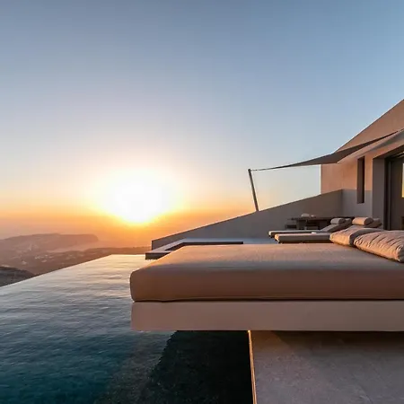 Santorini Sky, Luxury Resort Pyrgos Kallistis Exterior photo