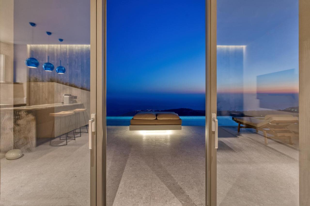 Santorini Sky, Luxury *